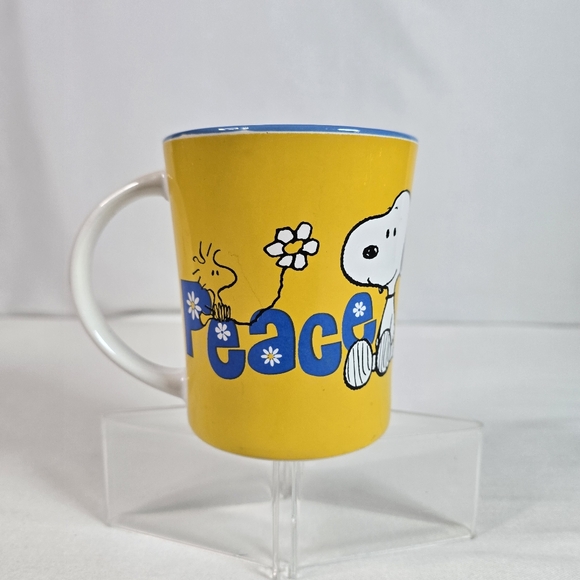 Peanuts Snoopy Coffee Mug "Peace" 4" Tall X 3.5" Wide Yellow 12 Ounces - Picture 5 of 11